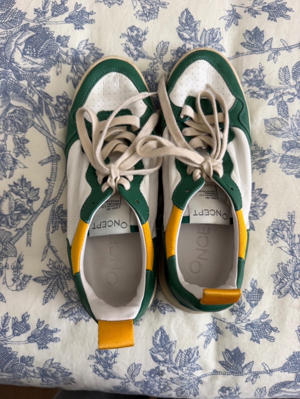 Oncept Phoenix Sneakers - Size 9.5